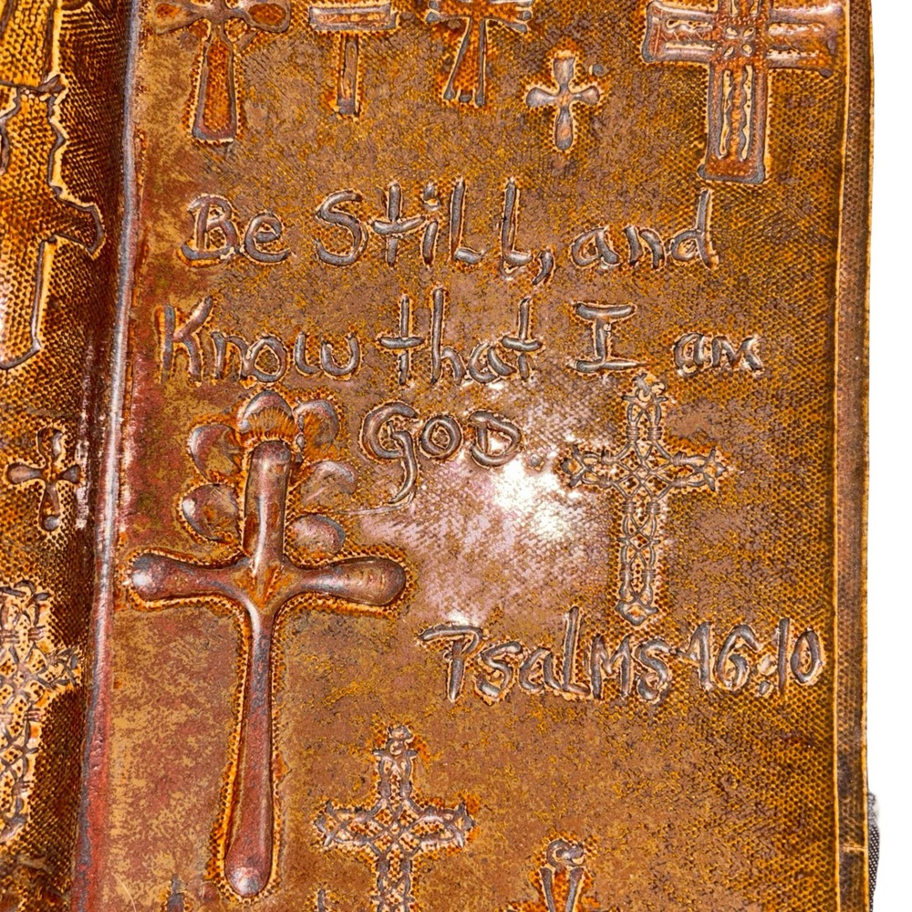 Kay Ethridge 2004 Signed Ceramic Pottery Bible Book Psalm 46:10 Cross Religious - Picture 4 of 4